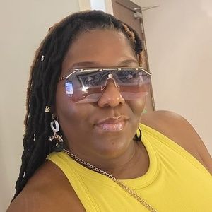 Meet your Posher, Tracie